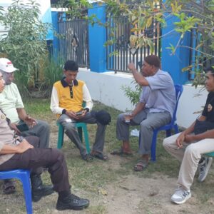 Jumat Curhat Polsek Lambu: Bhabinkamtibmas Ajak Warga Jaga Kamtibmas