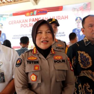 Polri dan Bulog Gelar GPM di Pringsewu, 2 Ton Beras Premium Ludes Diserbu Warga