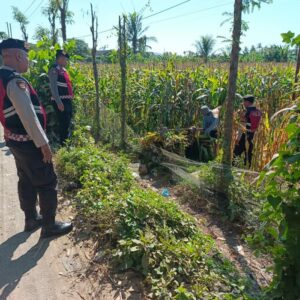 Polri Hadir di Tengah Petani, Jamin Ketahanan Pangan Melalui Patroli di Lombok Barat