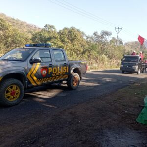 115 Regu Jejakkan Langkah Harmoni, Polsek Pajo Kawal Lomba Gerak Jalan Tepat Waktu HUT RI ke-80115 Regu Jejakkan Langkah Harmoni, Polsek Pajo Kawal Lomba Gerak Jalan Tepat Waktu HUT RI ke-80