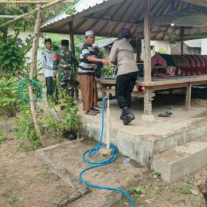 Kapolsek Pemenang Laksanakan Sambang Duka di Desa Malaka