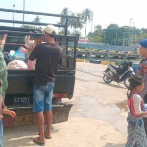 Sat Polairud Polres Dompu laksanakan pengamanan di Pelabuhan Syahbandar Kelas III Calabai