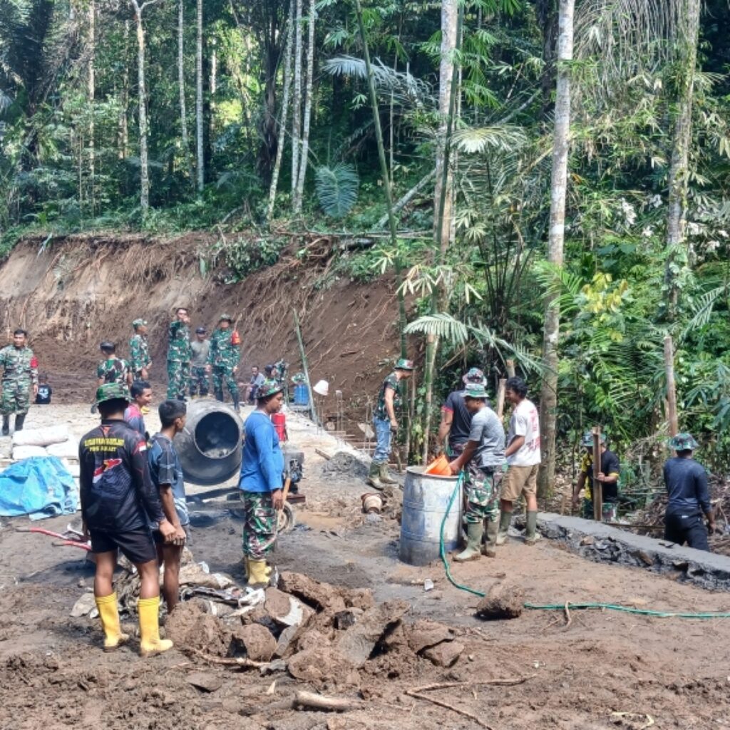 Dandim 1606/Mataram Tinjau Langsung Progres TMMD ke-126 di Giri Madya dan Dasan Geria