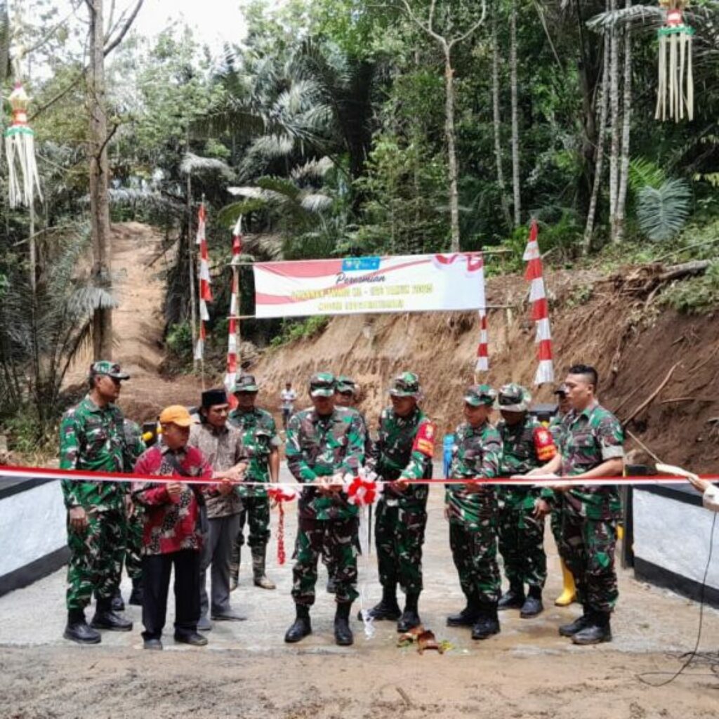 Danrem 162/WB Resmikan Pompa Hidram dan Jembatan TMMD Kodim 1606/Mataram di Lingsar