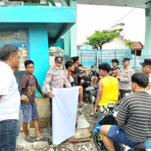 Kapolsek Kawasan Pelabuhan Laut Bima Laksanakan Jum’at Curhat dan Sosialisasi Penerimaan Bintara Brimob Polri