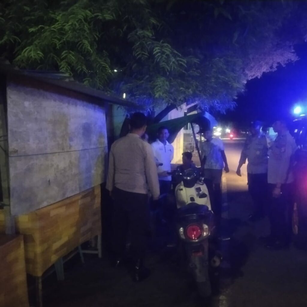 POLSEK KEMPO GELAR PATROLI QUICK WIN UNTUK CIPTAKAN SITUASI KAMTIBMAS AMAN DAN KONDUSIF